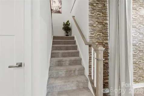10158 Paper Birch Drive Charlotte NC 28215