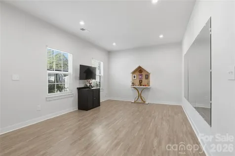 10158 Paper Birch Drive Charlotte NC 28215