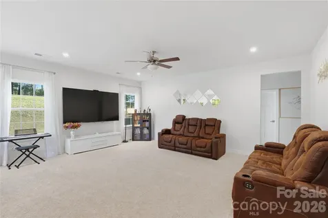 10158 Paper Birch Drive Charlotte NC 28215