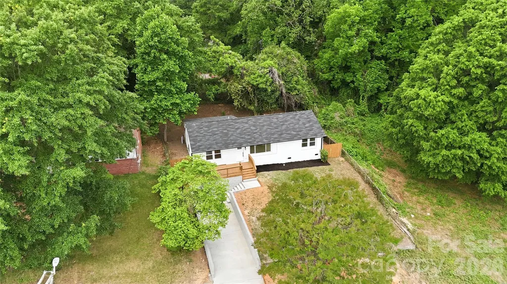 921 Green Circle Drive Gastonia NC 28054