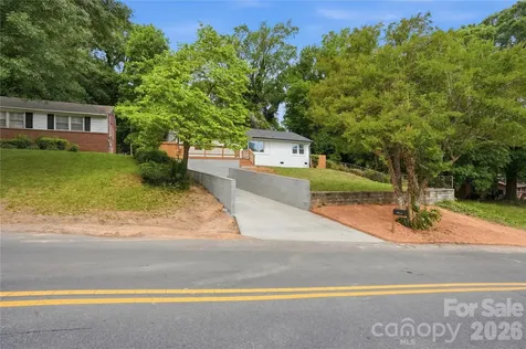 921 Green Circle Drive Gastonia NC 28054