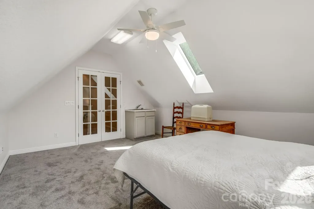 29 Little Cedar Court Asheville NC 28805