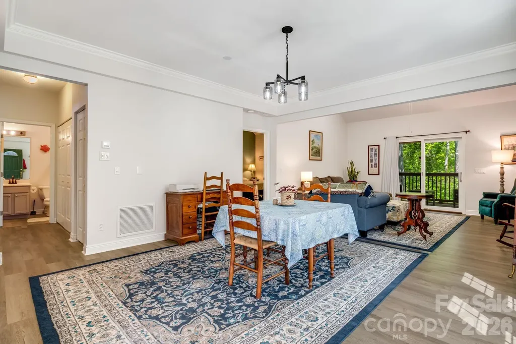 29 Little Cedar Court Asheville NC 28805
