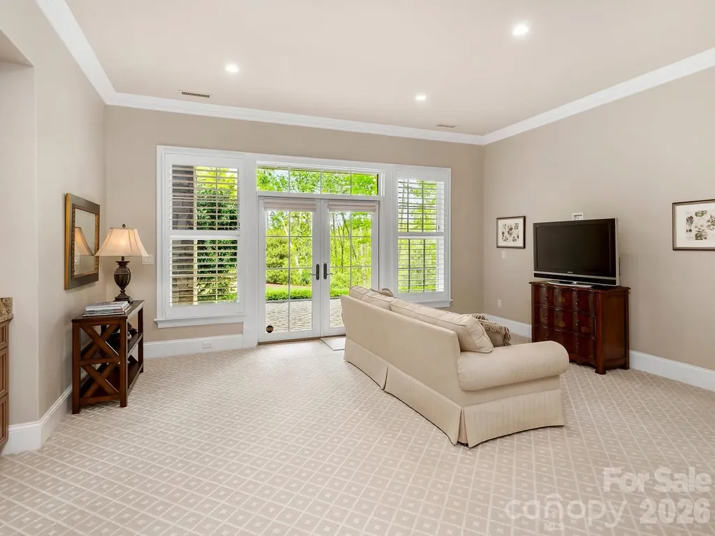 29 Stansbury Drive Asheville NC 28803
