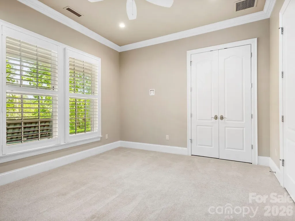29 Stansbury Drive Asheville NC 28803