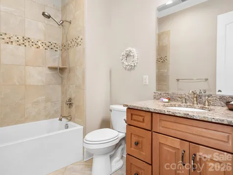 29 Stansbury Drive Asheville NC 28803