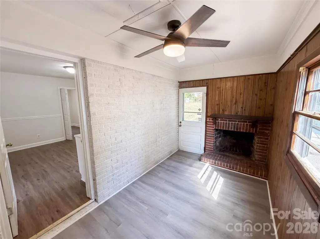 1815 Weststone Drive Charlotte NC 28208