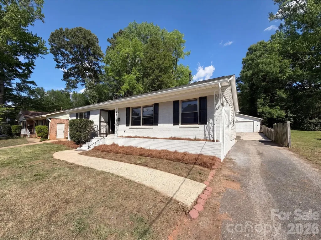 1815 Weststone Drive Charlotte NC 28208