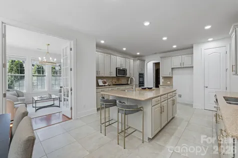 11729 Avaly Lane Charlotte NC 28277
