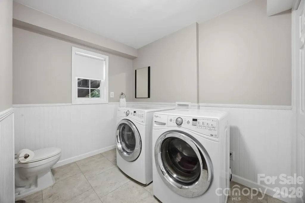 2340 24th Avenue NE Hickory NC 28601