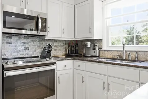 2340 24th Avenue NE Hickory NC 28601