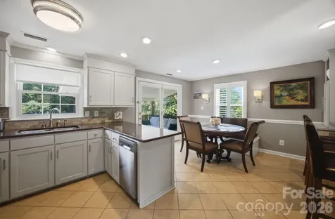 2340 24th Avenue NE Hickory NC 28601