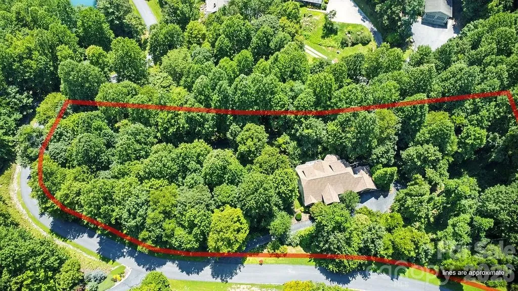 301 Gateway Drive Hendersonville NC 28739
