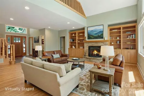 301 Gateway Drive Hendersonville NC 28739