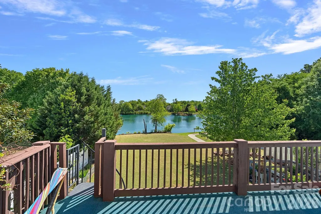 8220 Ruby Valley Road Charlotte NC 28277