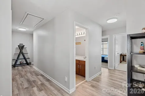 8220 Ruby Valley Road Charlotte NC 28277