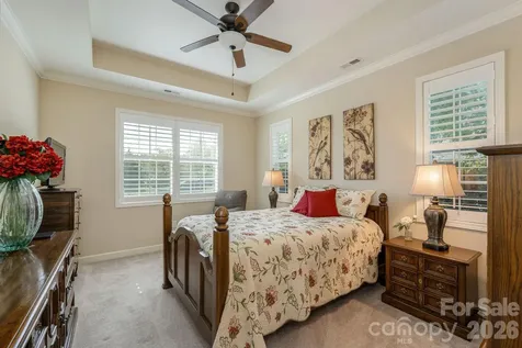 31 Black Iron Lane Hendersonville NC 28792
