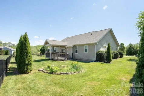 31 Black Iron Lane Hendersonville NC 28792