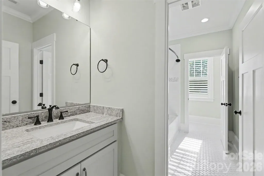 2120 Highland Street Charlotte NC 28208
