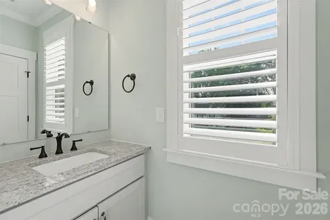2120 Highland Street Charlotte NC 28208