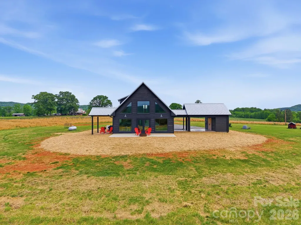 211 Race Path Road Union Grove NC 28689
