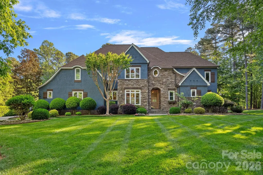 Mooresville NC, 104 Maddaket Loop