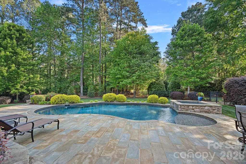 104 Maddaket Loop Mooresville NC 28117