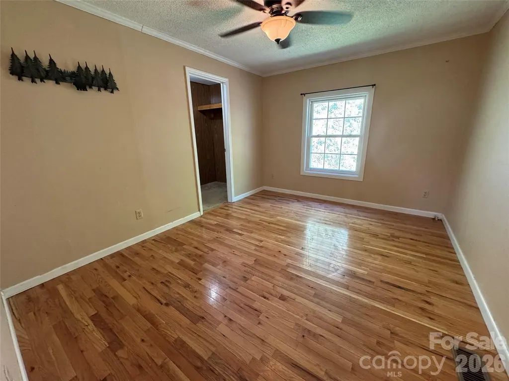 942 Fisher Branch Road Marshall NC 28753