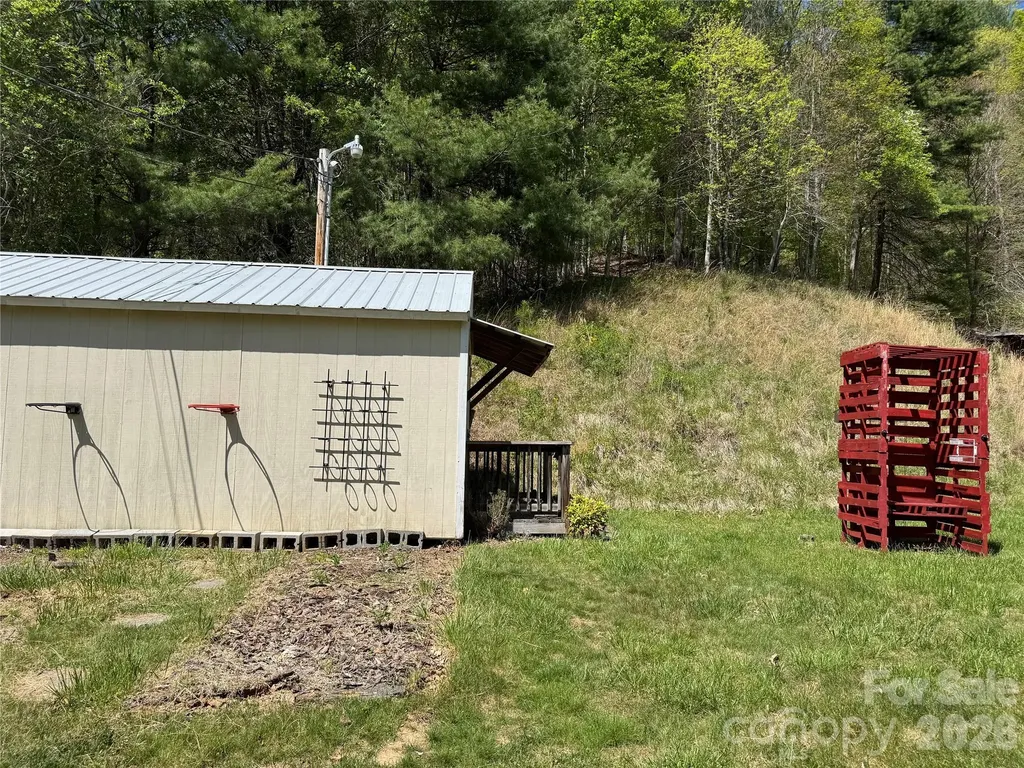 942 Fisher Branch Road Marshall NC 28753