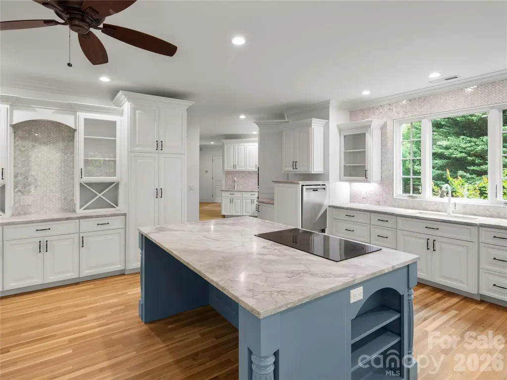 672 Walnut Valley Parkway Arden NC 28704