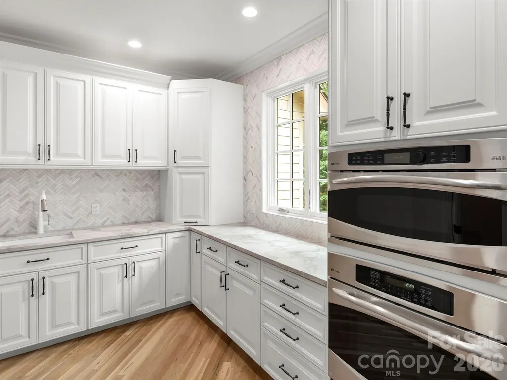 672 Walnut Valley Parkway Arden NC 28704
