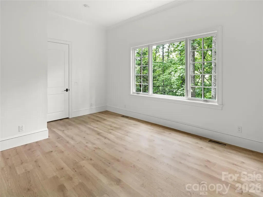 672 Walnut Valley Parkway Arden NC 28704