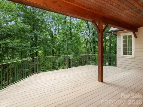672 Walnut Valley Parkway Arden NC 28704