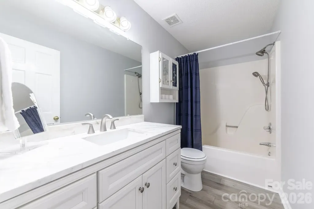 3971 Rolling Meadow Lane Lincolnton NC 28092