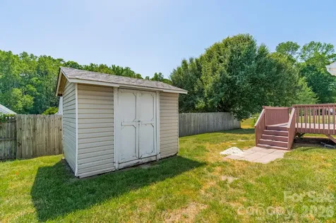 134 Chere Helen Drive Mooresville NC 28115