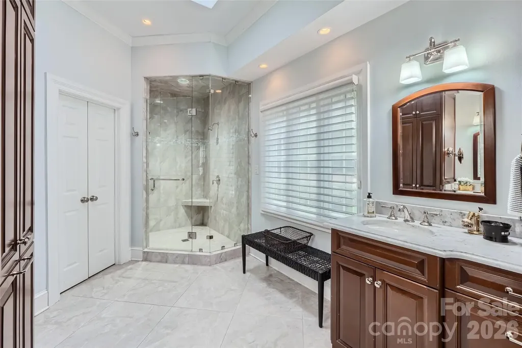 2560 Morrocroft Lane Charlotte NC 28211