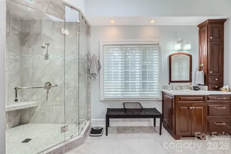 2560 Morrocroft Lane Charlotte NC 28211
