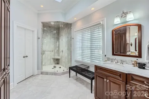 2560 Morrocroft Lane Charlotte NC 28211