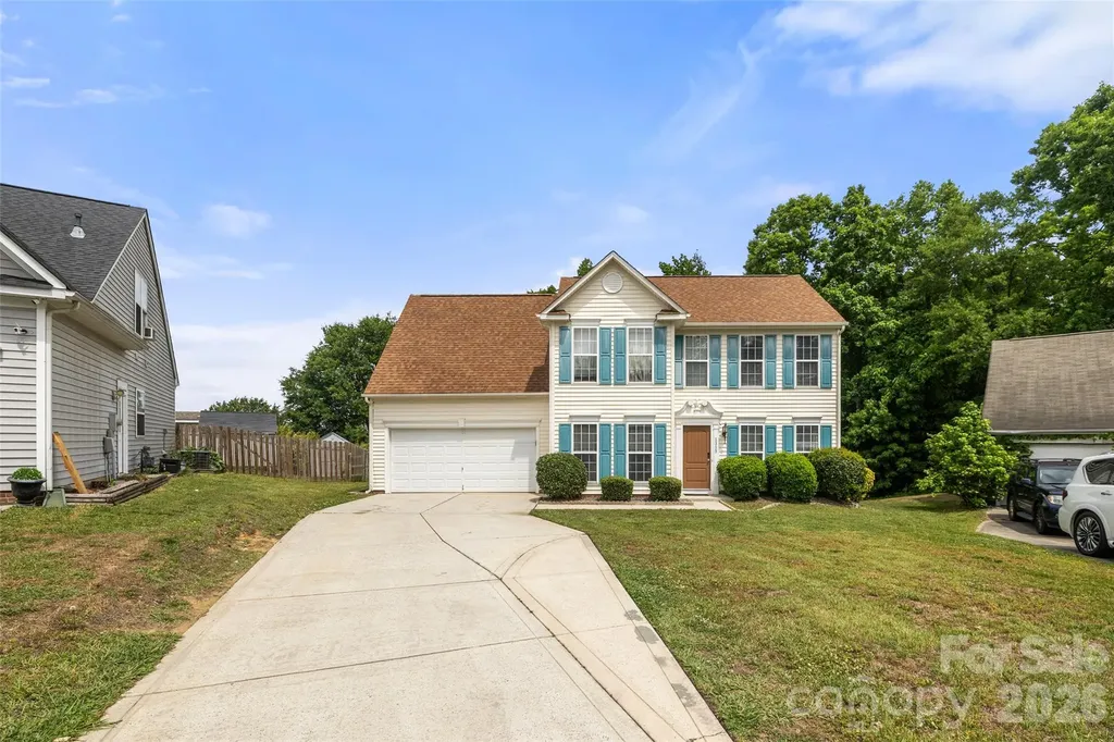 1315 Red Tallen Court Charlotte NC 28214