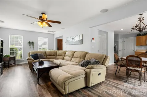 1315 Red Tallen Court Charlotte NC 28214