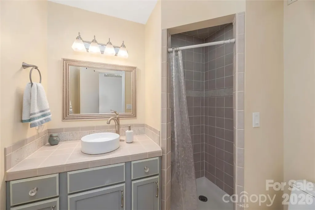 51 Maple Ridge Lane Asheville NC 28806