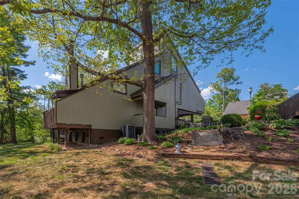 51 Maple Ridge Lane Asheville NC 28806