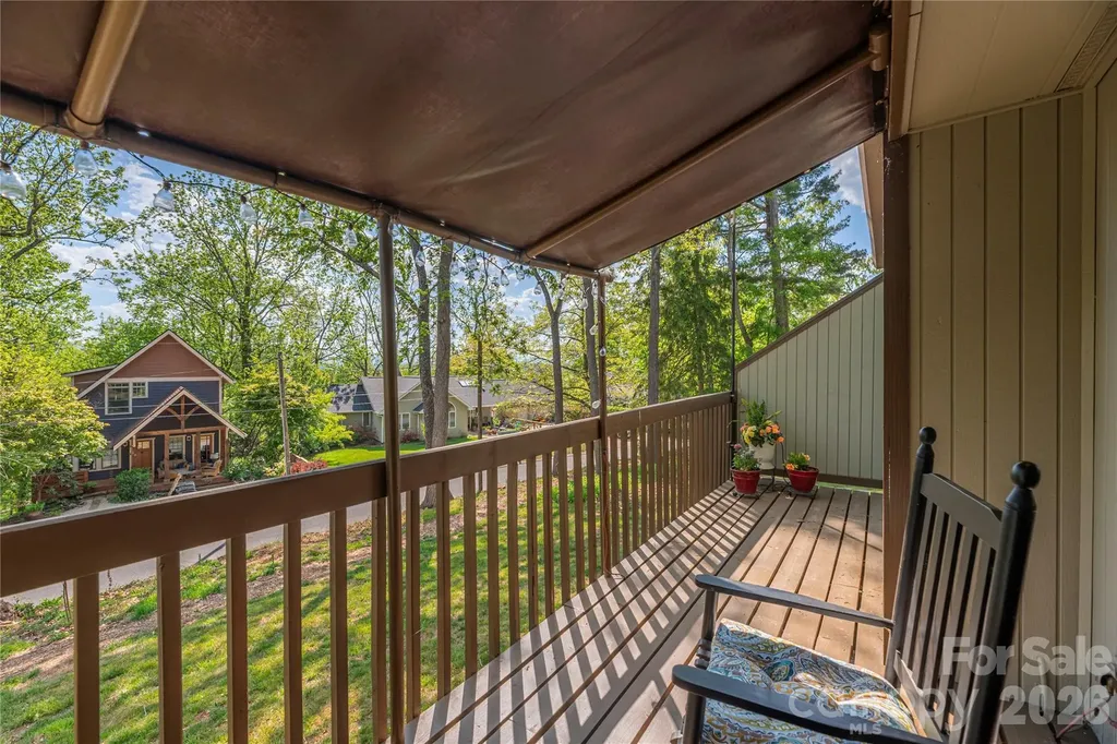 51 Maple Ridge Lane Asheville NC 28806