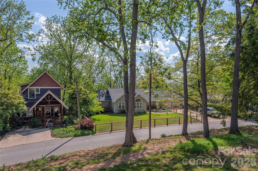 51 Maple Ridge Lane Asheville NC 28806