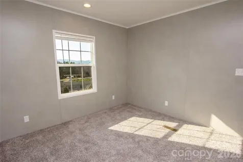 36 Whisper Mountain Road Hendersonville NC 28792