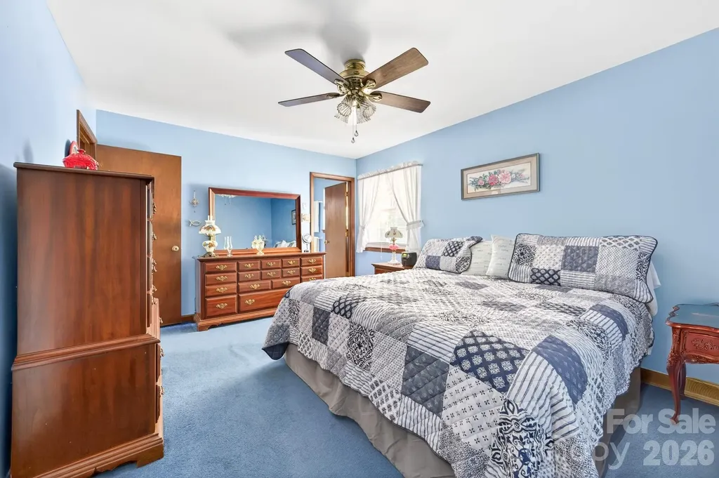 10730 Coachman Circle Charlotte NC 28277