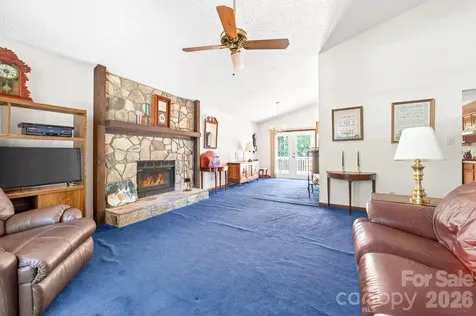 10730 Coachman Circle Charlotte NC 28277