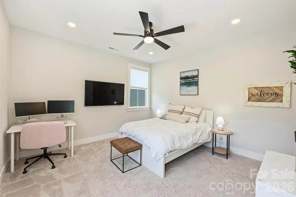 1002 Parkes Street Matthews NC 28105