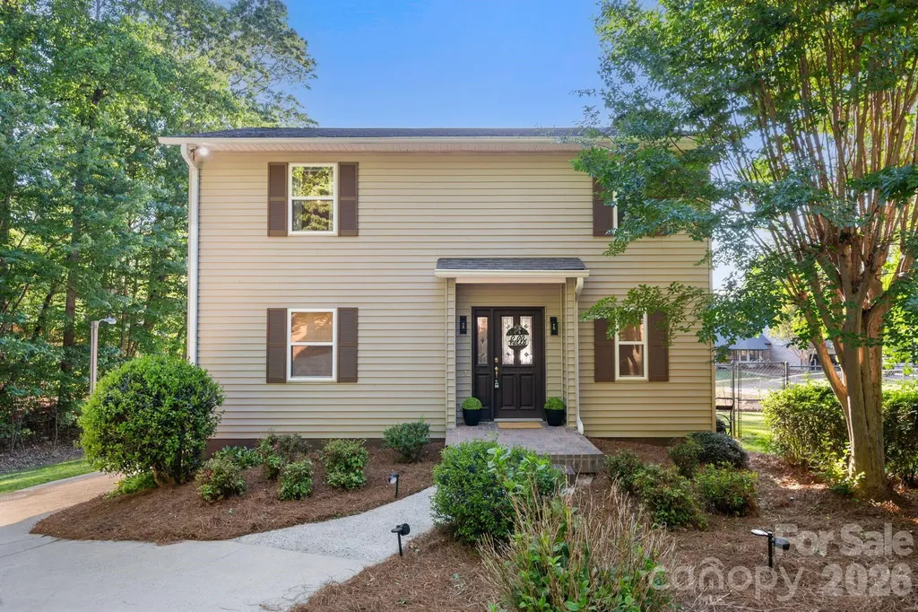 710 Riverwood Drive Lexington NC 27292