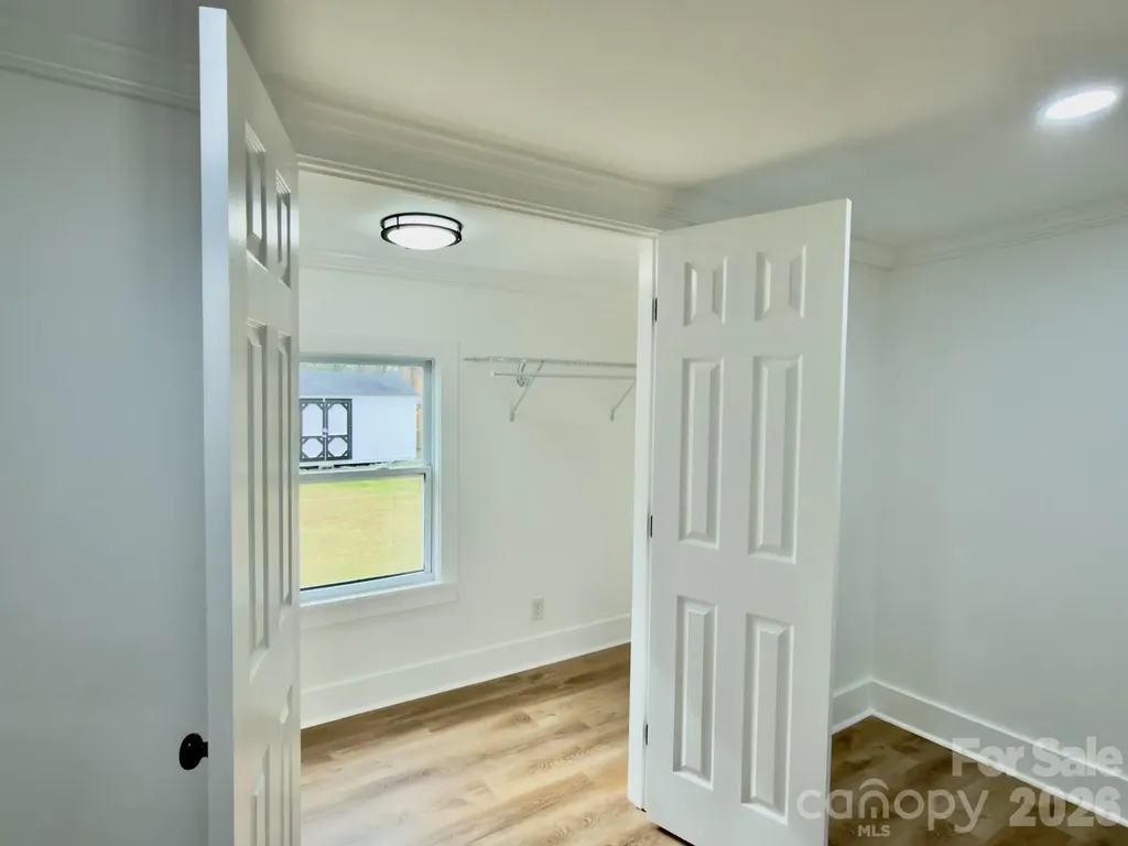 1033 Tracy Drive Charlotte NC 28217